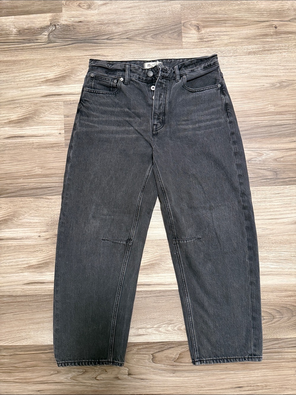 Madewell The Darted Barrel-Leg Jean